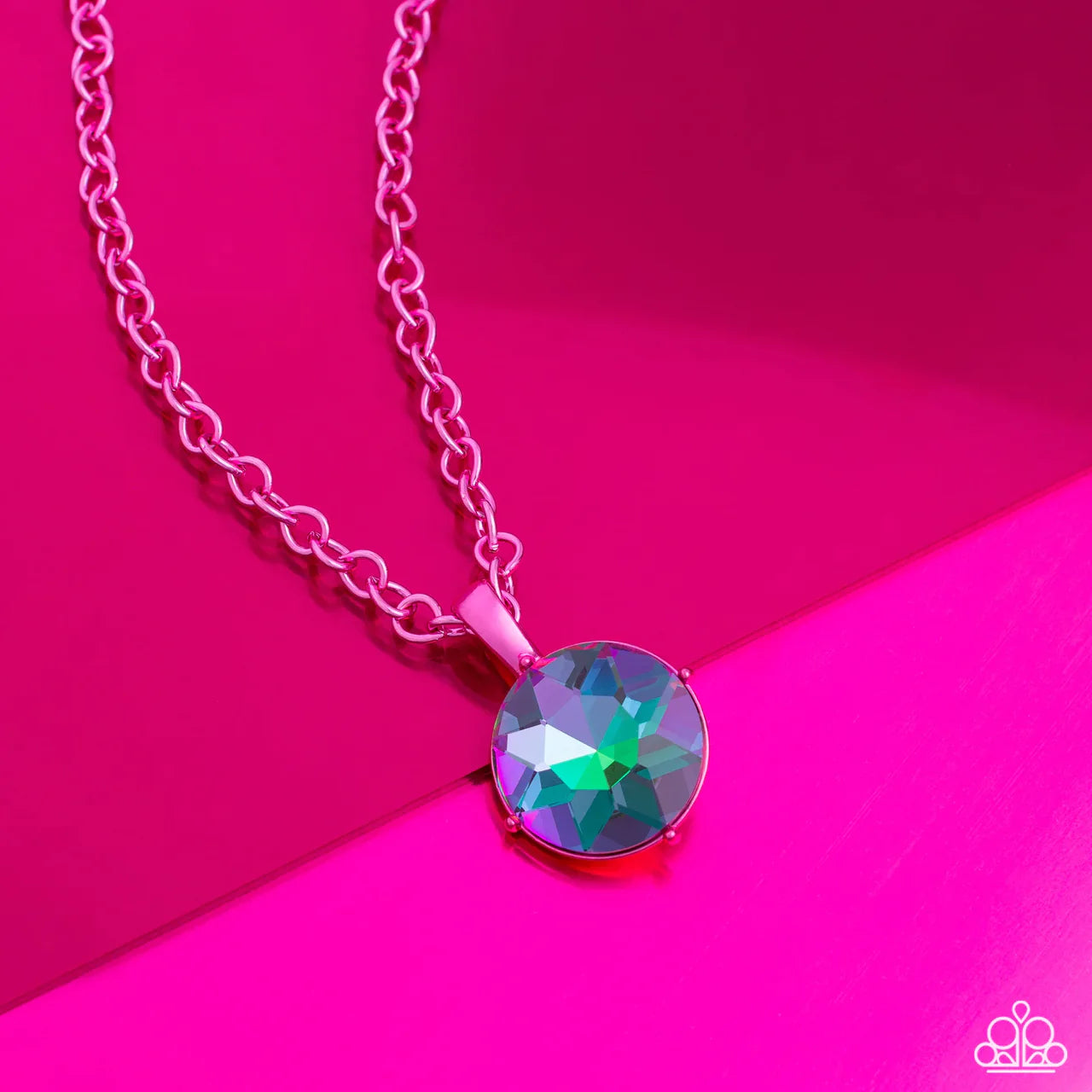 Discover the Magic of the Las Vegas DIP Pink Paparazzi Necklace