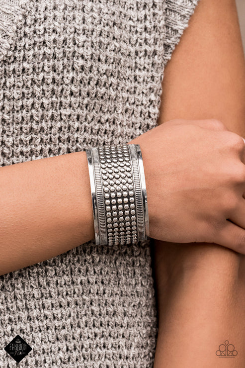 Simply Santa Fe Fashion Fix Set April 2021
