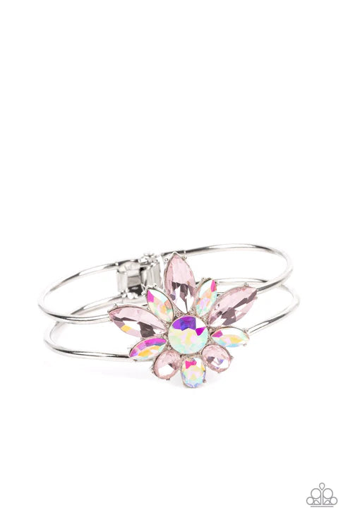 Chic Corsage - Multi
