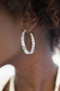 GLITZY by Association