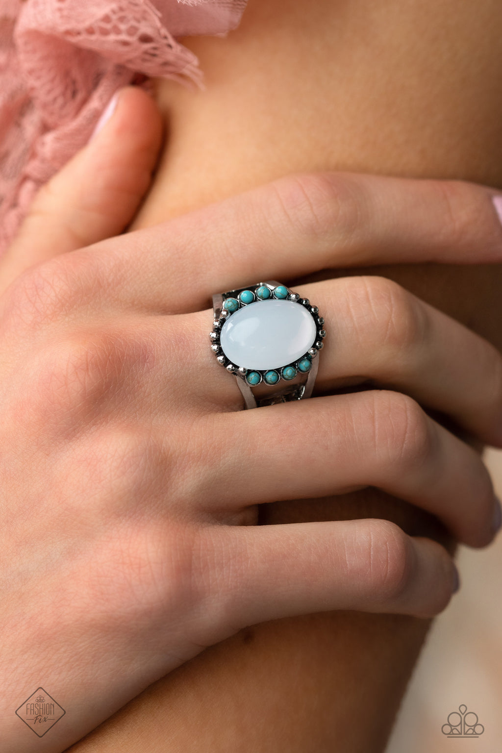 Simply Santa Fe Fashion Fix Set March 2023